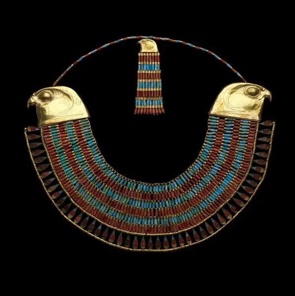 An Egyptologist has spent the past seven years trying to locate the splendid collar that was found on King Tutankhamun’s mummy but has since gone missing.