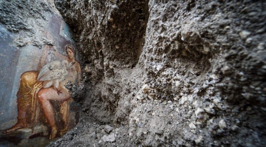 Archaeologistis discovered ancient bedroom ‘erotica’ art in Pompeii