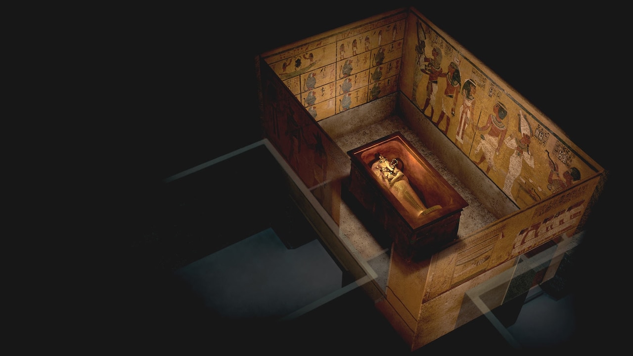 <p>The chambers of King Tut's tomb contained more than 5,000 artifacts. It took Carter's team approximately 10 years to catalog it all.</p> <p>&nbsp;</p> 