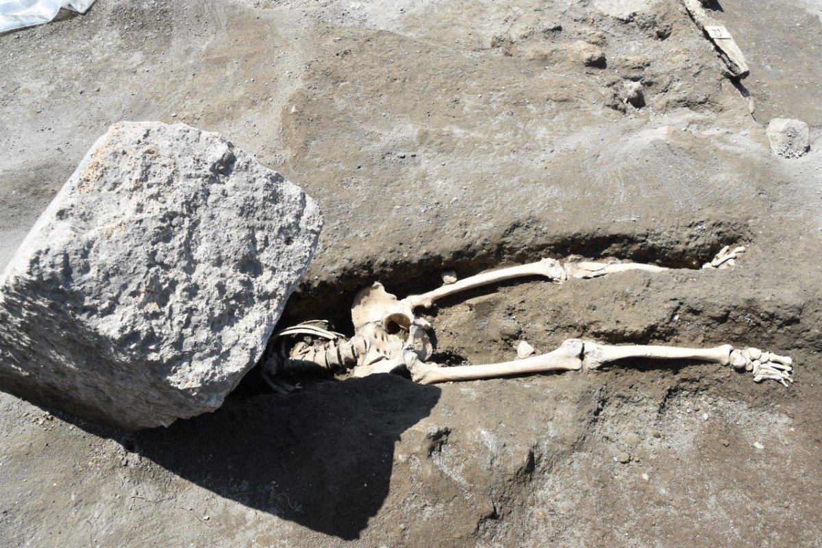 Pompeii Man Was Decapitated by Stone in Escape Attempt
