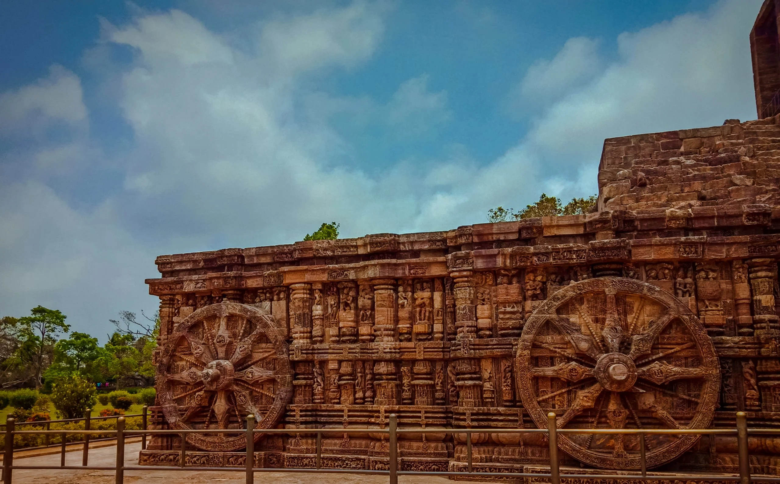 Mysteries Of The Konark Sun Temple - Savaari Car Rentals Blog