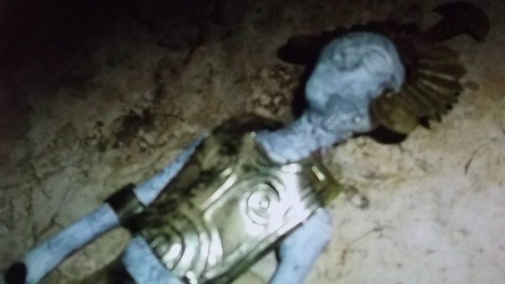 Unearthing аiіen Bodies in the Nazca Plateau’s Caʋe