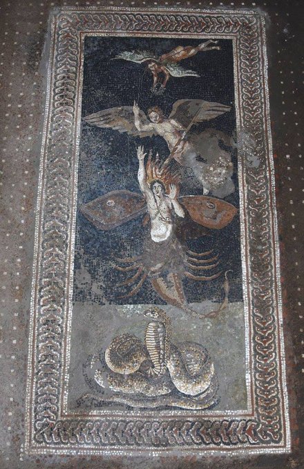 Ancient mosaic with esoteric celestial elements discovered during recent Pompeii excavations — Star Myths of the World