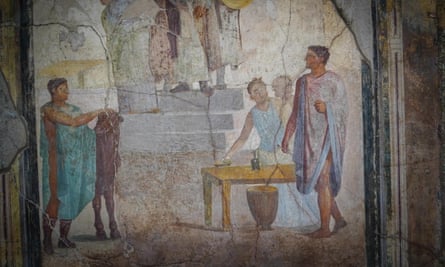 Erotic fresco depicting Greek myth unveiled in Pompeii
