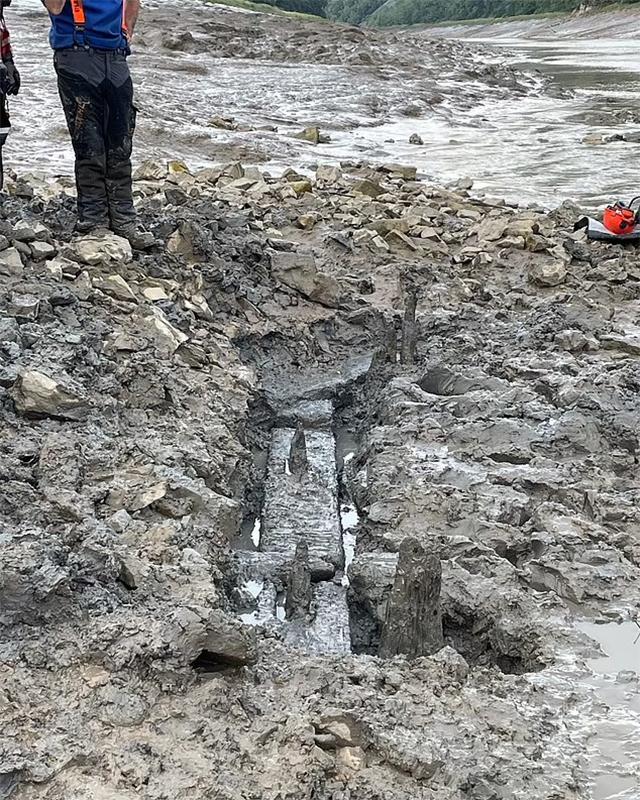 Archaeologists uncover 2,000-year-old wooden bridge linking England and Wales