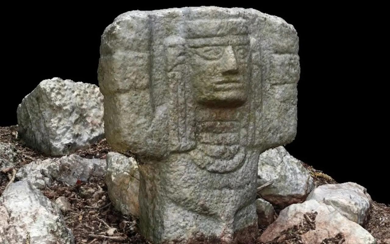 Atlantean sculpture discovered at Chichen Itza 