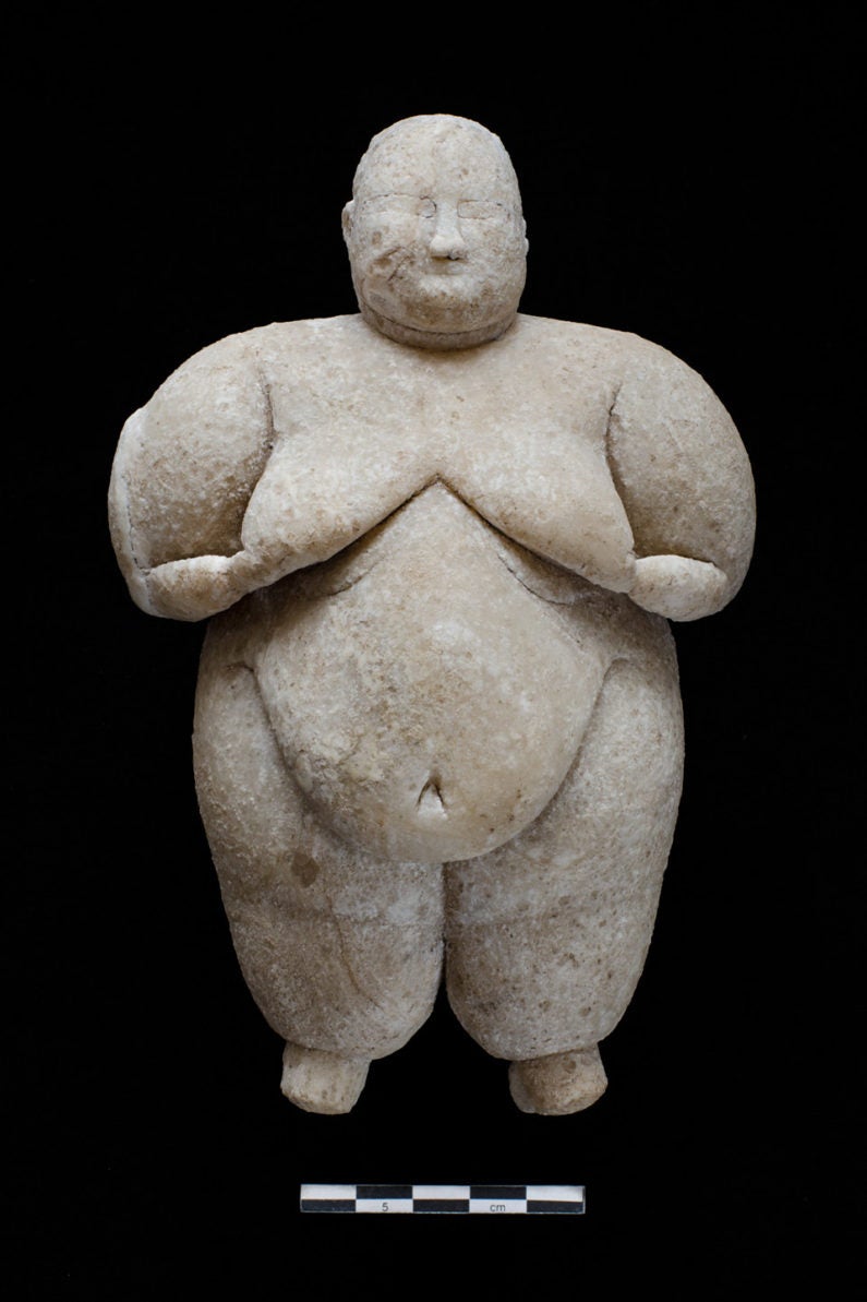 Archaeologists from Stanford find an 8,000-year-old ‘goddess figurine’ in central Turkey | Stanford News